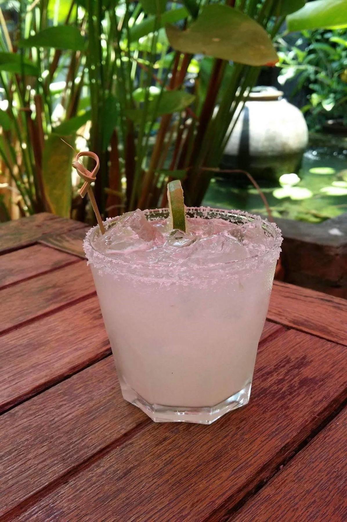 The Outside Inn Ubon Ratchathani Εξωτερικό φωτογραφία